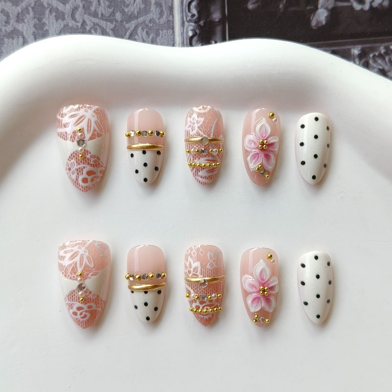 10Pcs 3D Gilded White Lace Flo - огляд і ціна Nail Art Press On