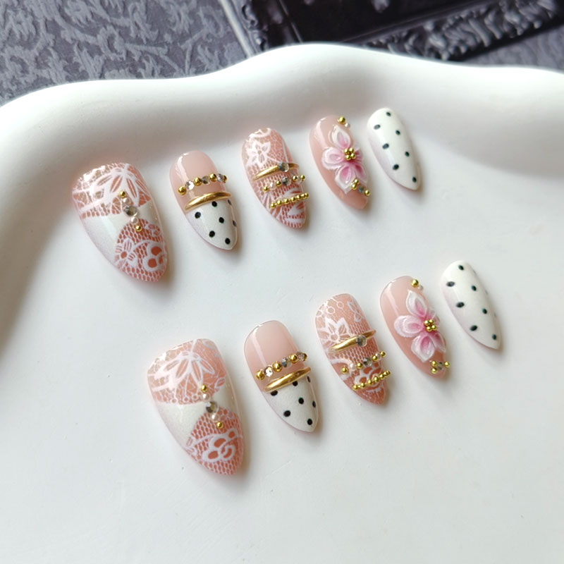 10Pcs 3D Gilded White Lace Flo - огляд і ціна Nail Art Press On